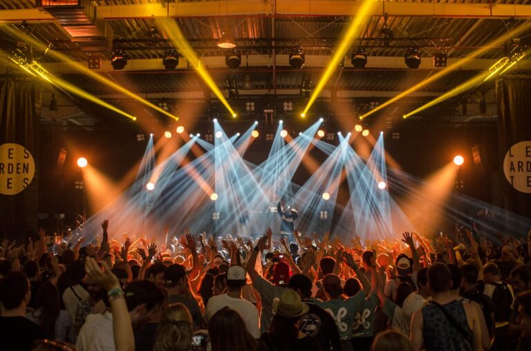 Ultra Music Festival: Święto Elektronicznych Dźwięków i Widowiskowego Światła